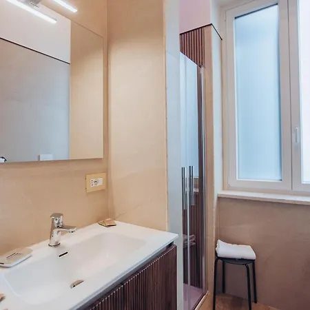 Apartament Dioniso's Stazione *